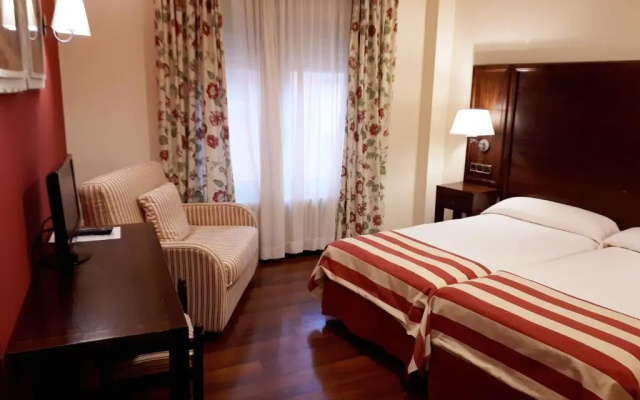 Hotel Urogallo