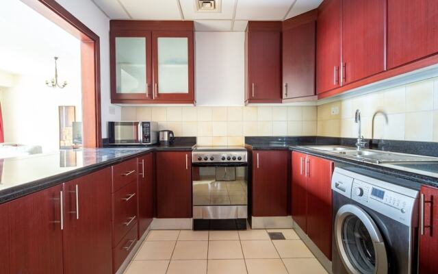 Sea View! Spacious 2BR in JBR + Pool & gym