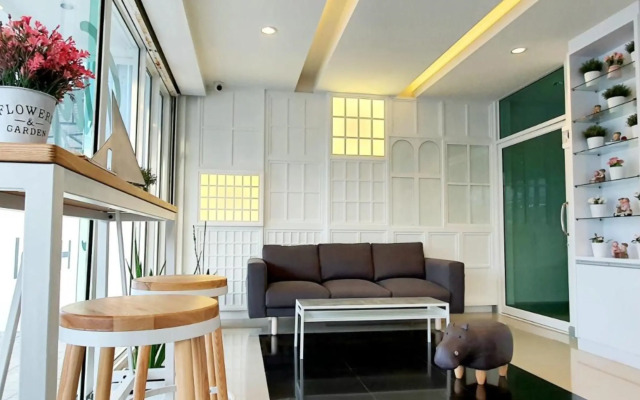 Tiny Krabi Hotel