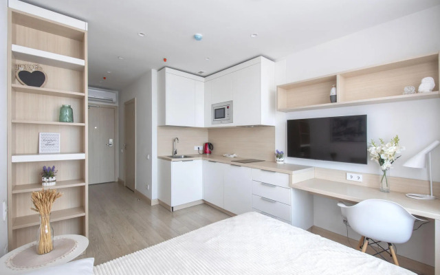 Apartments on Andropov Avenue 10