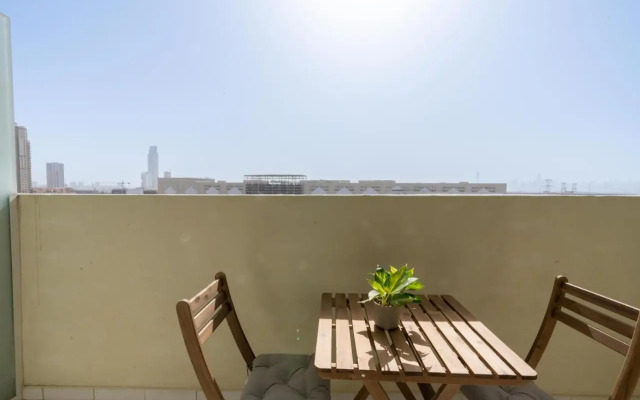 Vacay lettings Upgraded studio at Damac tower JVC