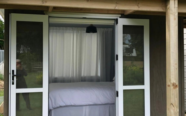 @Taradise-Opunake - eco-friendly Coastal hideaway