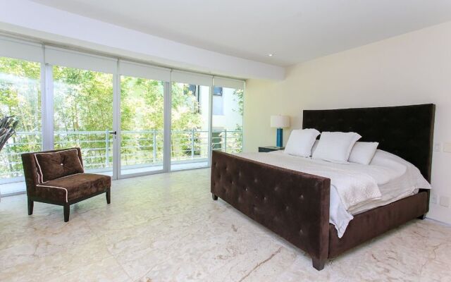 Luxury Condos at Magia