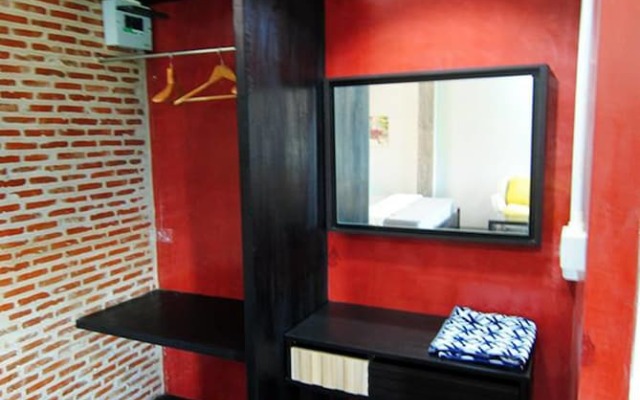 Ora House