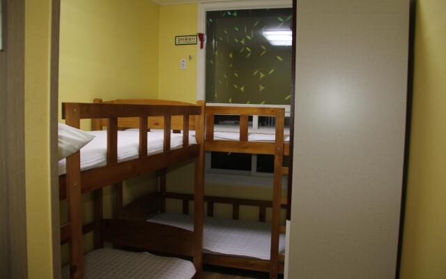 Busan Hueplus Guest House