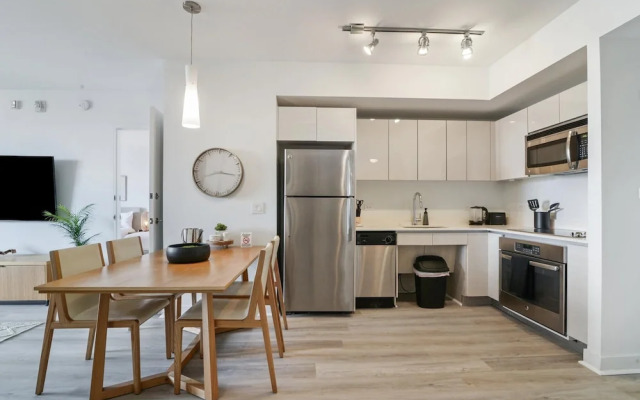 Maritime Retreat - Cozy Waterfront Stay