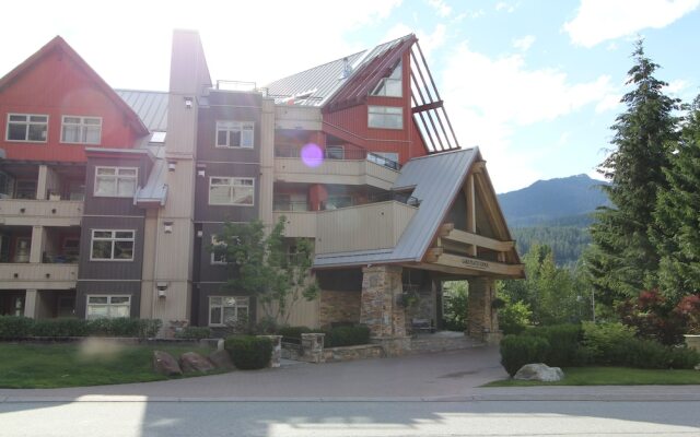Lake Placid Lodge By Whistler Retreats