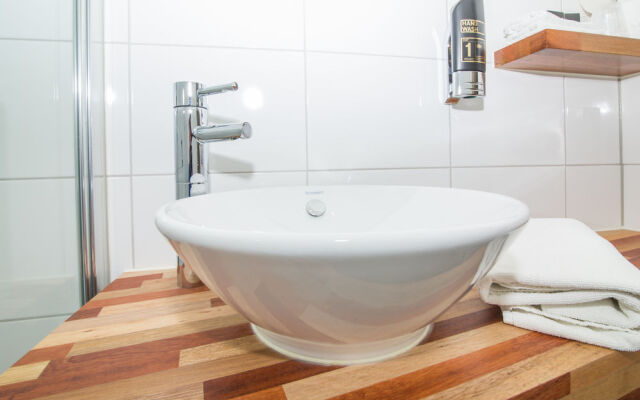 Hampshire Hotel – Hostellerie Schuddebeurs