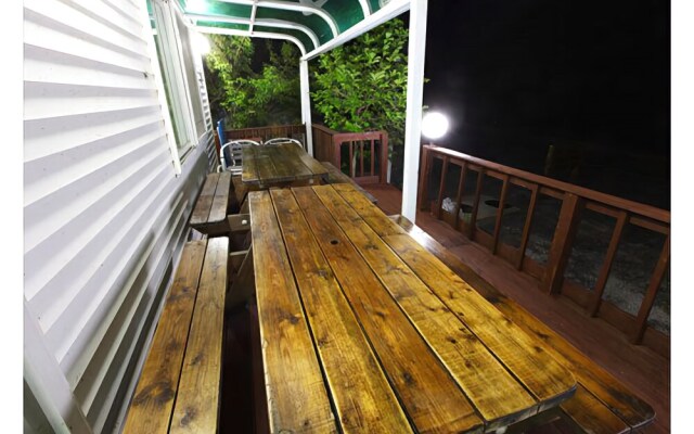 Hongcheon Spring Caravan Pension