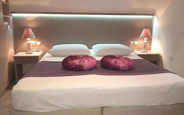 Amarru Apartments
