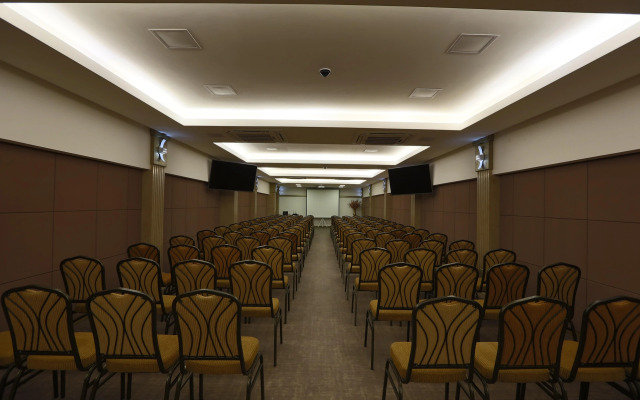 Golden Lis Hotel Boutique