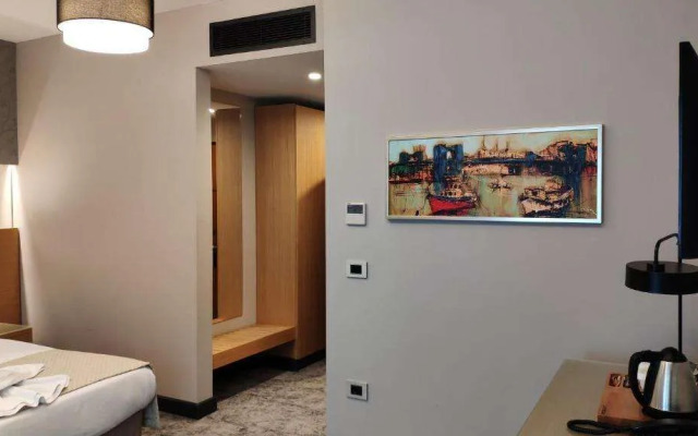 Triada Hotel Karakoy