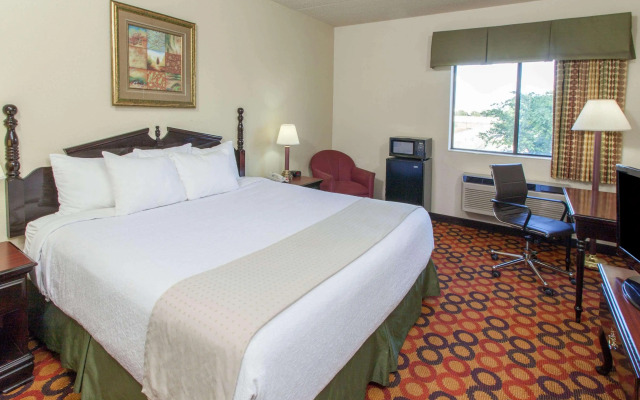 Best Western Bolingbrook Hotel