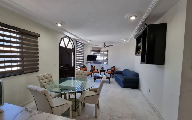 Casa Vacacional cerca del Malecón
