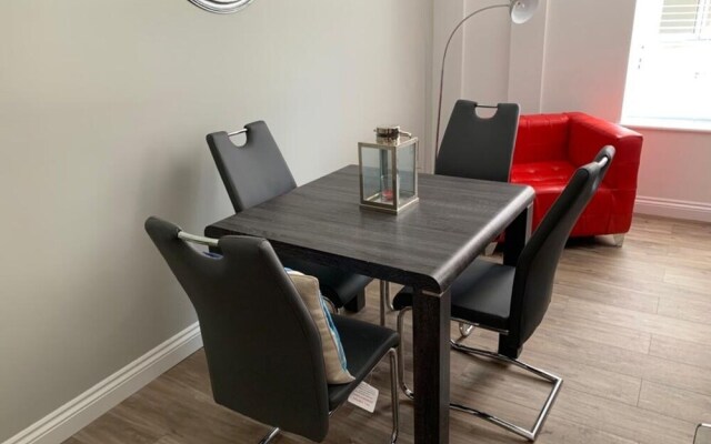 Impeccable 2-bed Apartment in Birmingham