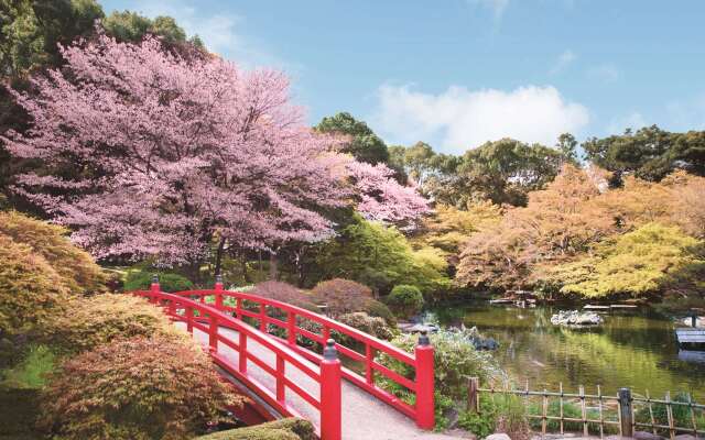 Hotel New Otani Tokyo, The Main