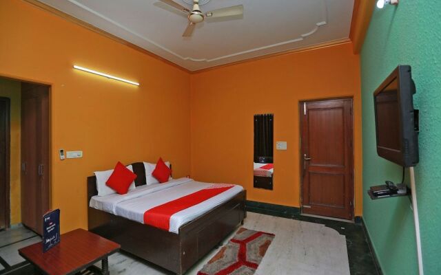 OYO 11752 Hotel Sun Palace Residency