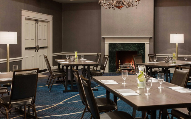 Renaissance Waterford Oklahoma City Hotel
