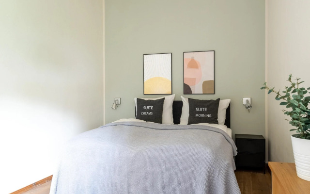 Schoenhouse Avenue by Limehome