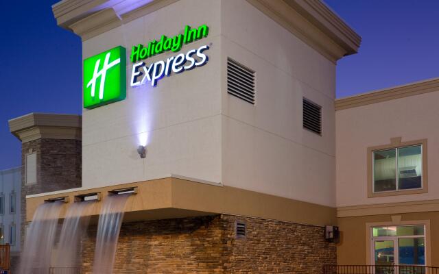 Holiday Inn Express Wisconsin Dells, an IHG Hotel