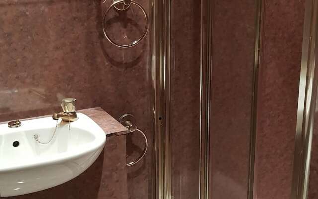 Tanera Guest House