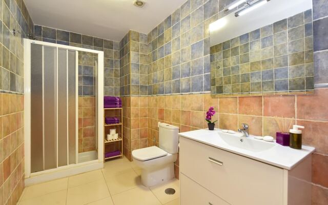 Modern and New Apartment in Arinaga Playa 1B