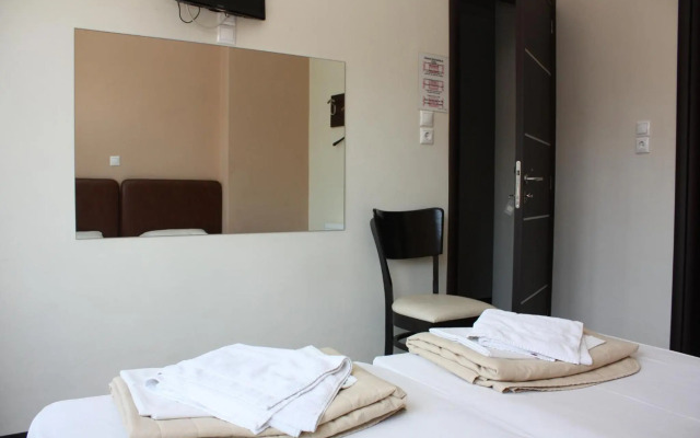Pella Inn Hostel