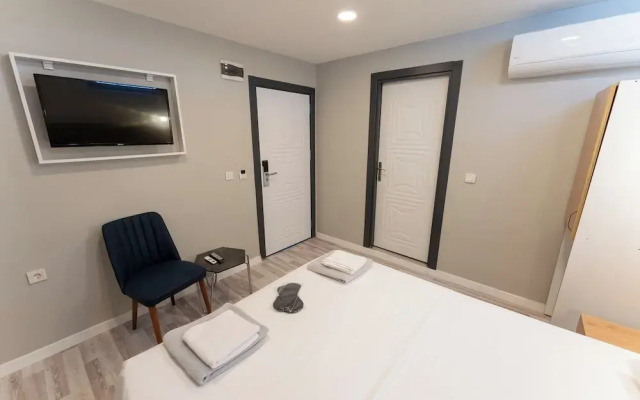 Lacasa Royal Hotel