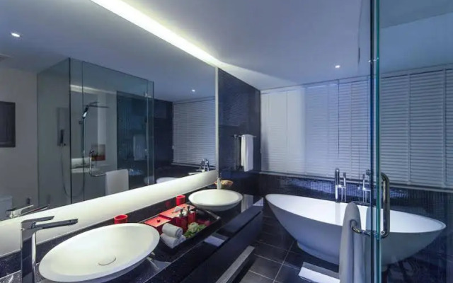 The Pavilions, Suites