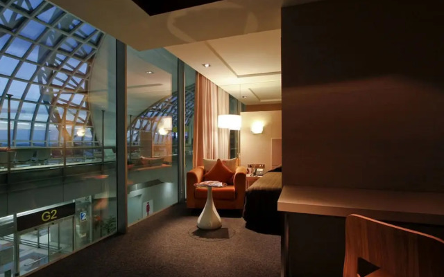Miracle Transit Hotel
