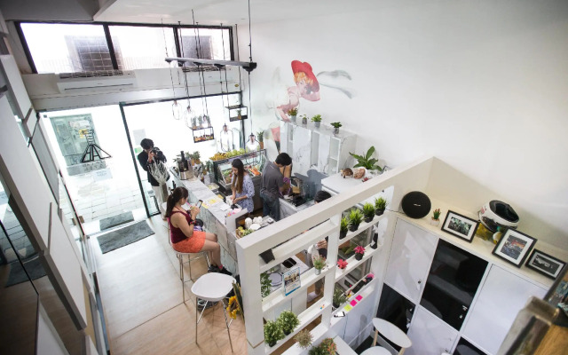 Sleep Lab Hostel