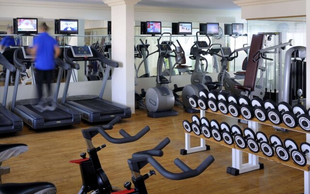 Al Safir Hotel