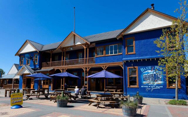 The Blue Pub