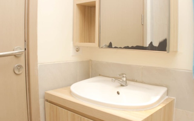 Luxury And Comfy 2Br At Meikarta Apartment