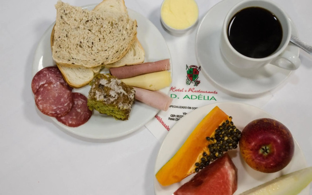 Dona Adélia Hotel e Restaurante