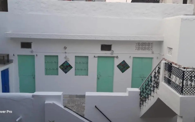 Shiva Guest House