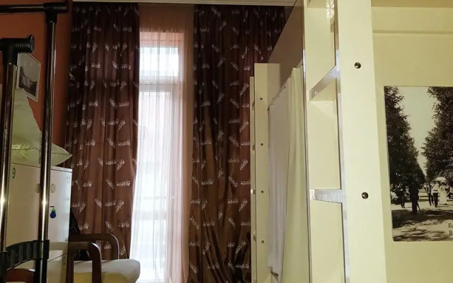 Flat1 - Hostel