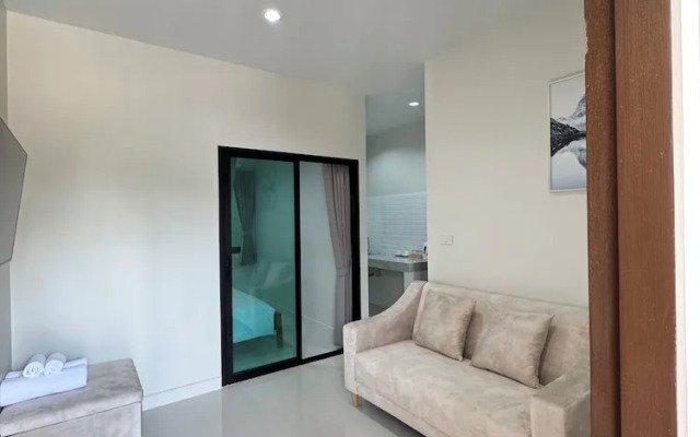 Lela Home