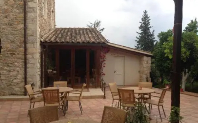 Отель Pyrgos Of Mystra