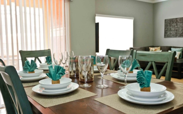 Majesty Palm Townhome 8958