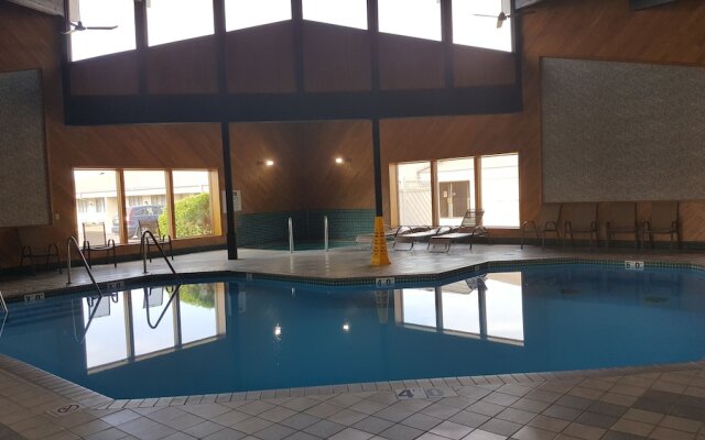 Avalon Hotel And Conference