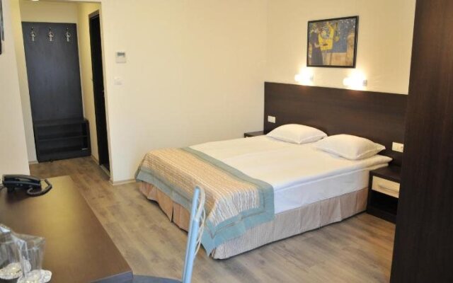 Hotel Burgas Free University