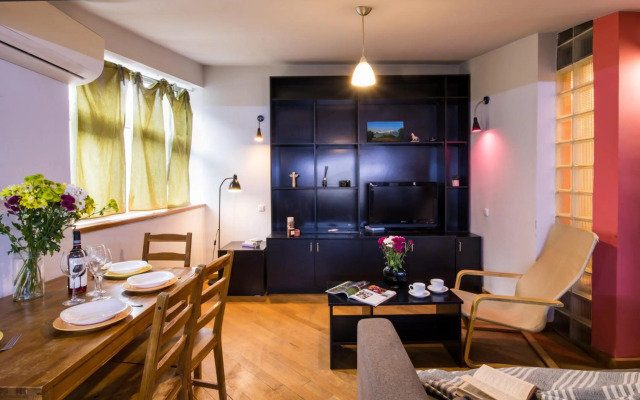 Residence Nalbandyan 96