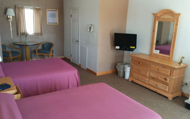 Pink Champagne Motel