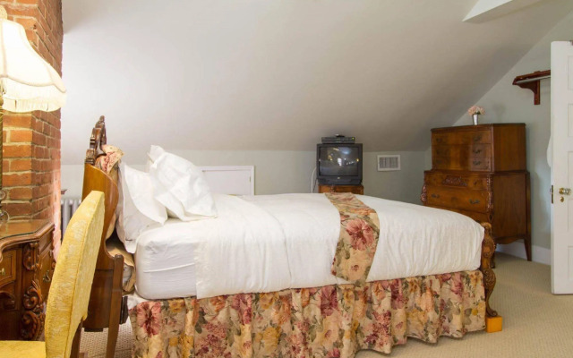The Harbor Rose Bed & Breakfast