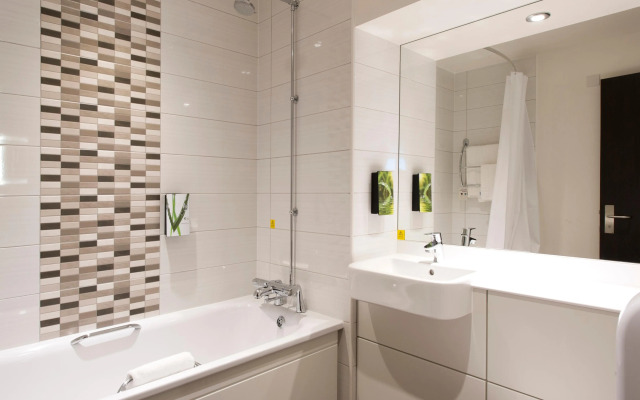 Premier Inn Reading Gateway