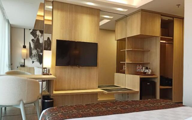 Louis Kienne Hotel & Service Apartment