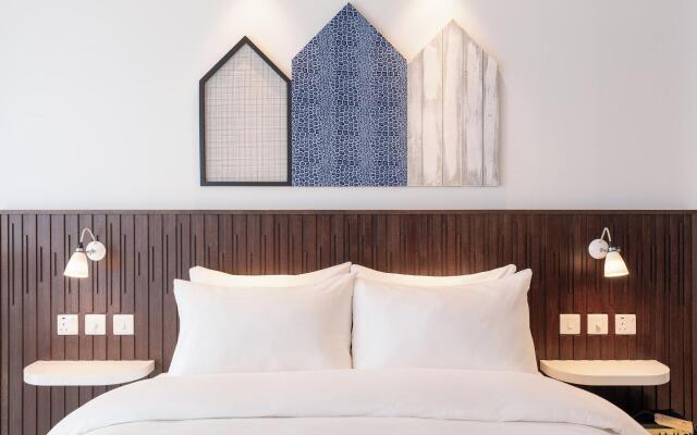Ruby Zoe Hotel London