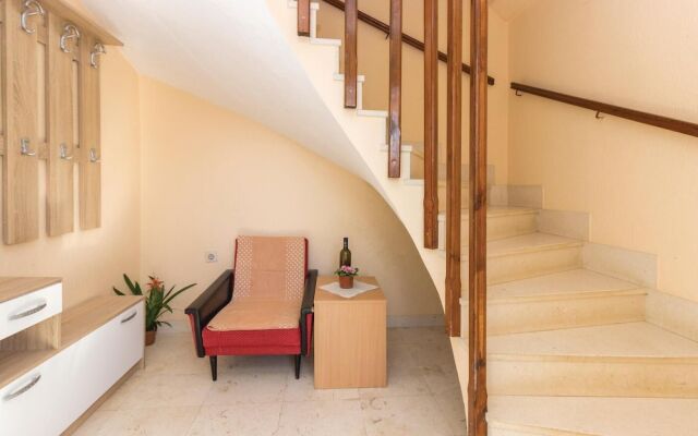 Awesome Home in Zadar With 3 Bedrooms and Wifi
