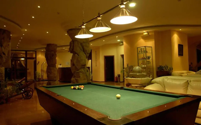 Elegant Hotel